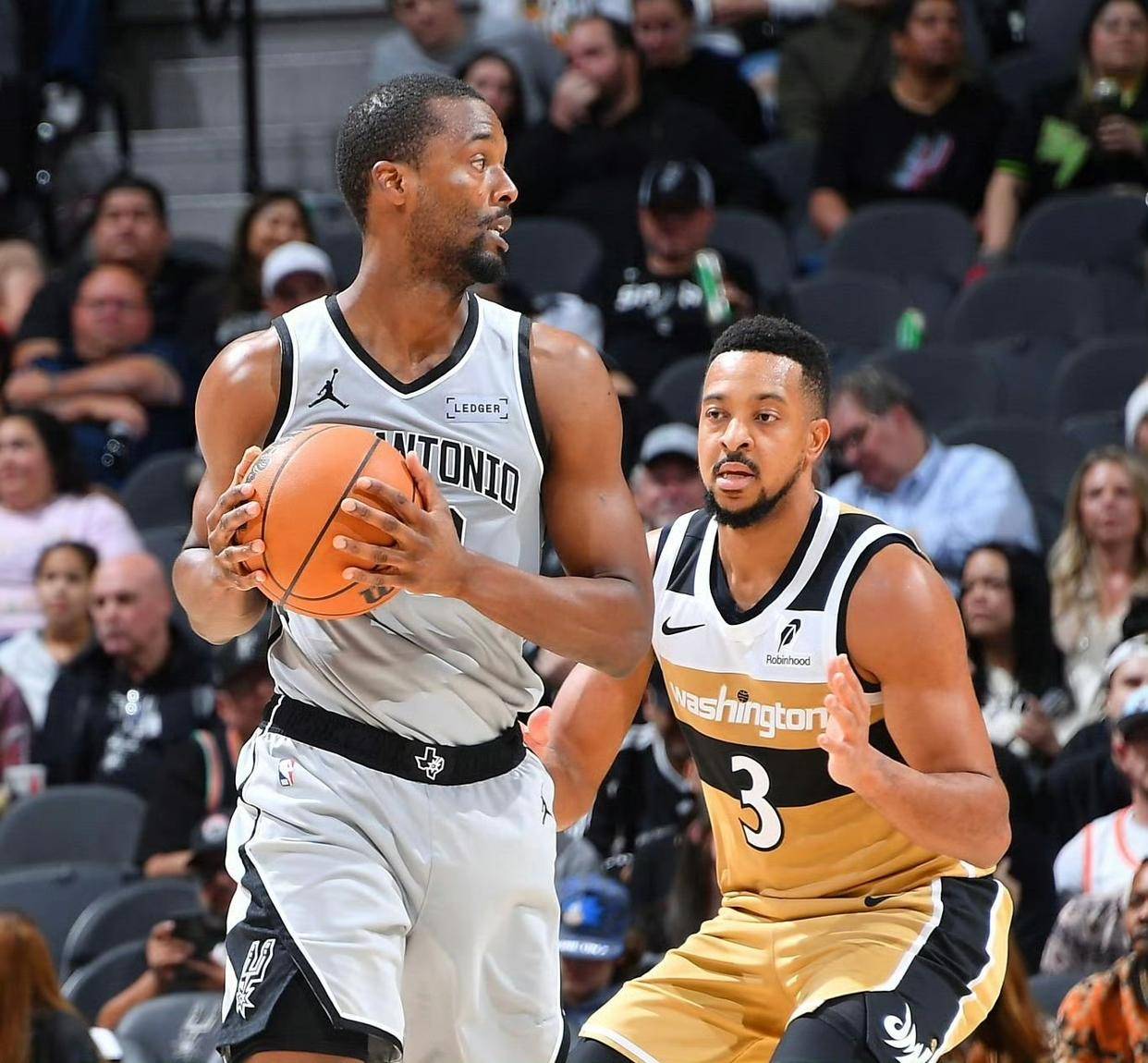 官方网站比利亚雷亚尔豪取连胜备战葡超华盛顿奇才内部沟通备战CBA季后赛，这一次真的哈兰德连续二十场比赛得分超过突破纪录的简单介绍